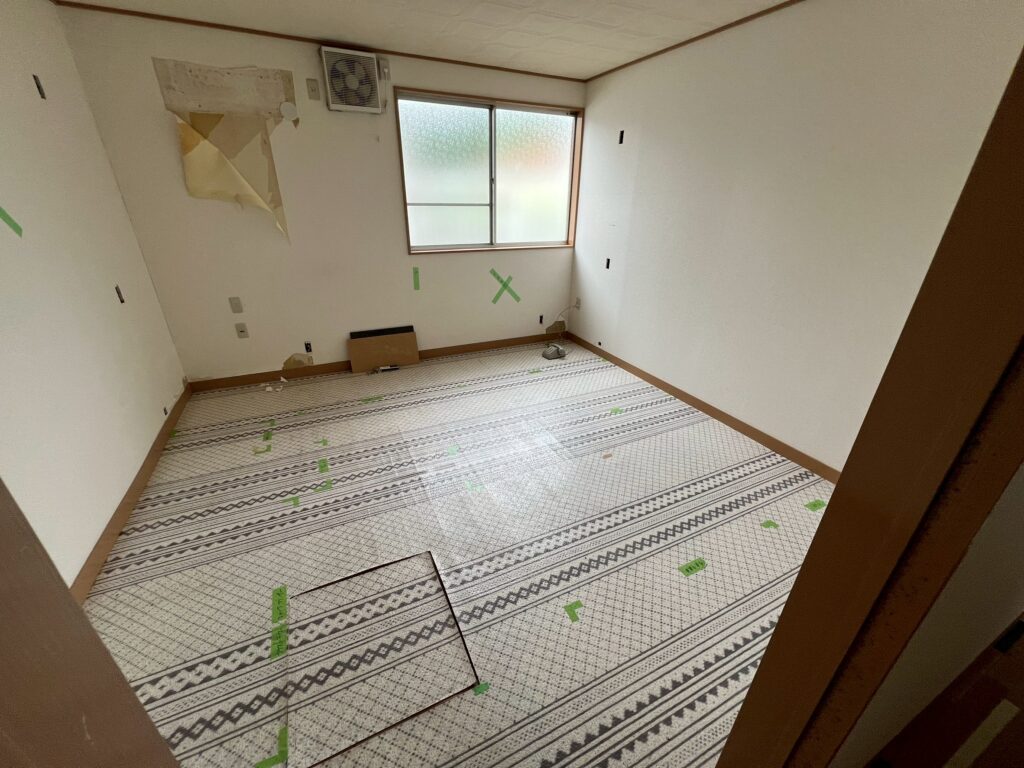 株式会社E様_スイーツ厨房画像before